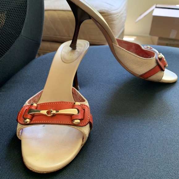 Gucci beautiful sandals. Size 8. - Picture 8 of 11